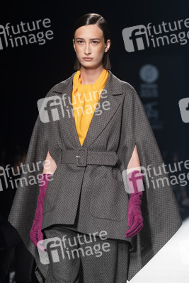 Angel Schlesser Fashion Show auf der 73. Mercedes-Benz Fashion Week Madrid