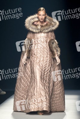 Angel Schlesser Fashion Show auf der 73. Mercedes-Benz Fashion Week Madrid