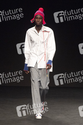 Rubearth Show auf der EGO Mercedes-Benz Fashion Week Madrid