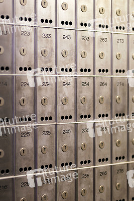 Symbolfoto Schließfächer