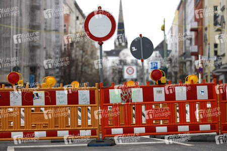 Symbolfoto Straßensperre