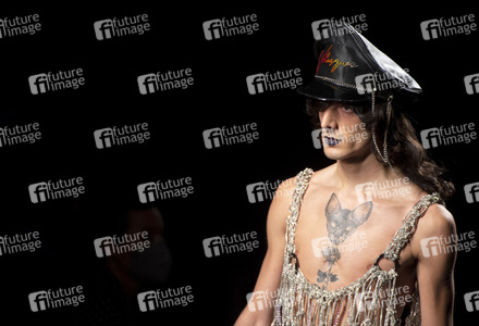 Velasquez Fashion Show auf der EGO Mercedes-Benz Fashion Week Madrid