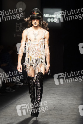 Velasquez Fashion Show auf der EGO Mercedes-Benz Fashion Week Madrid