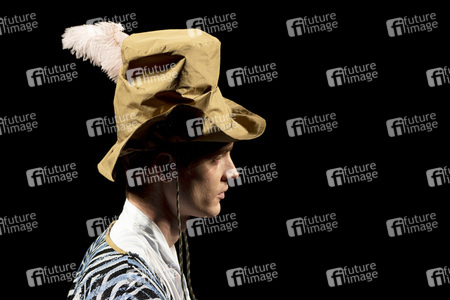 Sergio Villasante Show auf der EGO Mercedes-Benz Fashion Week Madrid