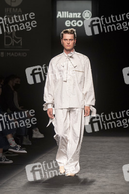 Sergio Villasante Show auf der EGO Mercedes-Benz Fashion Week Madrid