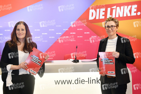 Pressekonferenz zur Wahlprogrammvorstellung der Partei Die Linke in Berlin