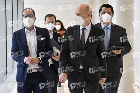 Pressestatement der CDU/CSU-Bundestagsfraktion in Berlin