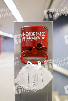 Symbolfoto Bundes-Notbremse