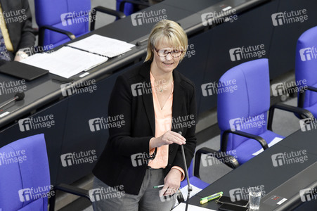 220. Sitzung des Deutschen Bundestages in Berlin