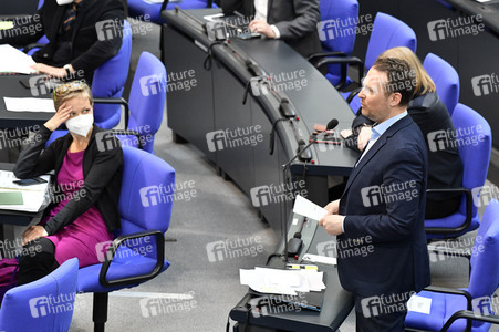 220. Sitzung des Deutschen Bundestages in Berlin