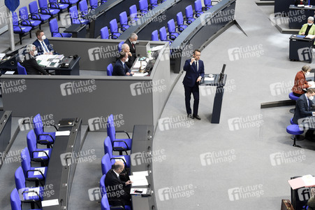 221. Sitzung des Deutschen Bundestages in Berlin