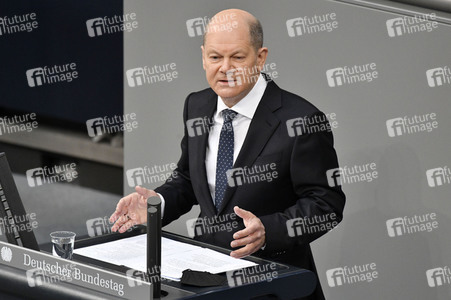 221. Sitzung des Deutschen Bundestages in Berlin