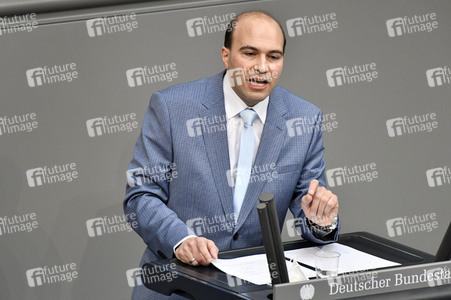 221. Sitzung des Deutschen Bundestages in Berlin