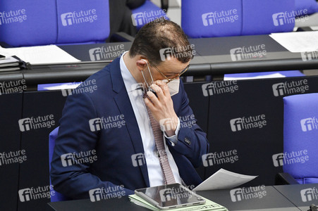 221. Sitzung des Deutschen Bundestages in Berlin