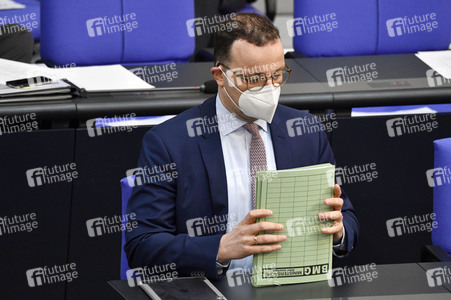 221. Sitzung des Deutschen Bundestages in Berlin