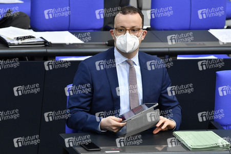 221. Sitzung des Deutschen Bundestages in Berlin