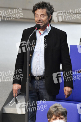 221. Sitzung des Deutschen Bundestages in Berlin