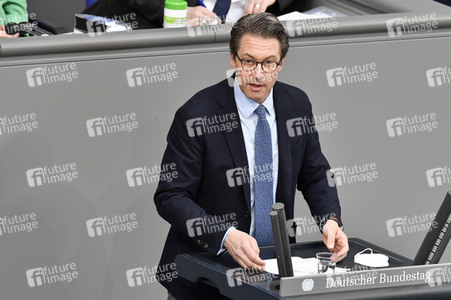 221. Sitzung des Deutschen Bundestages in Berlin