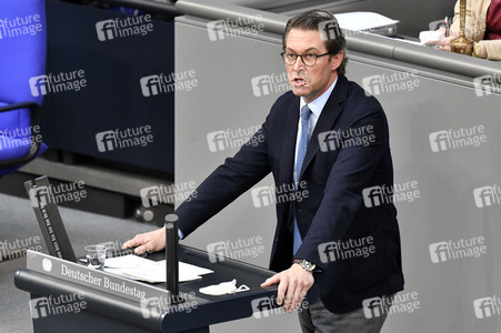 221. Sitzung des Deutschen Bundestages in Berlin