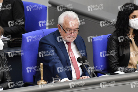 221. Sitzung des Deutschen Bundestages in Berlin