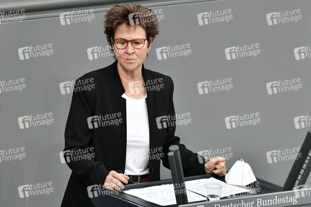 221. Sitzung des Deutschen Bundestages in Berlin