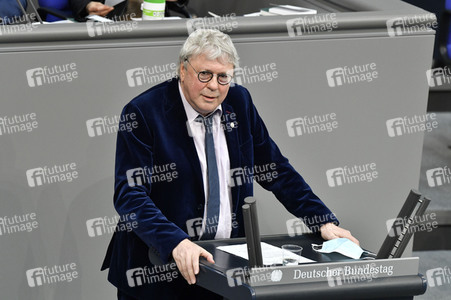 221. Sitzung des Deutschen Bundestages in Berlin