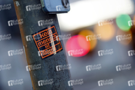 Symbolfoto kein mensch ist illegal