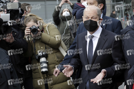 Olaf Scholz beim Besuch vom Vivantes-Klinikum in Berlin