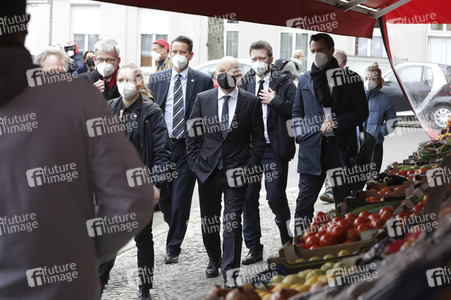 Olaf Scholz beim Besuch vom Vivantes-Klinikum in Berlin