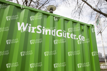 Grüner DB Container in Köln