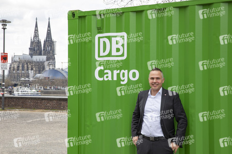 Grüner DB Container in Köln