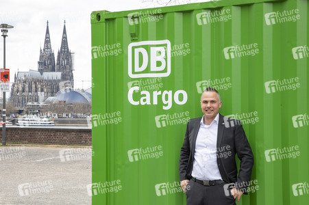 Grüner DB Container in Köln