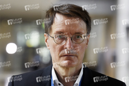 222. Sitzung des Deutschen Bundestages in Berlin