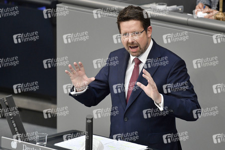 222. Sitzung des Deutschen Bundestages in Berlin