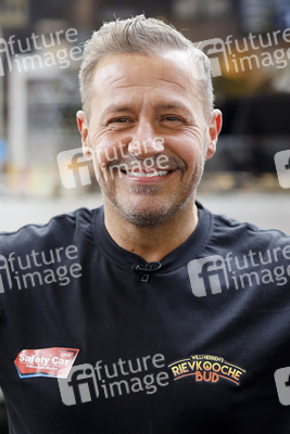 Eröffnung von 'Willi Herren’s Rievkooche Bud' in Köln