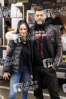 Eröffnung von 'Willi Herren’s Rievkooche Bud' in Köln