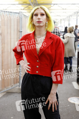 Eröffnung von 'Willi Herren’s Rievkooche Bud' in Köln