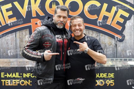 Eröffnung von 'Willi Herren’s Rievkooche Bud' in Köln