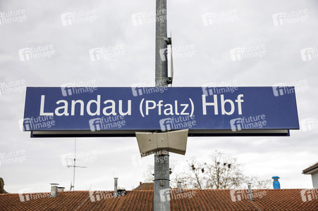 Der Hauptbahnhof in Landau