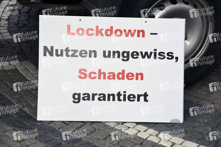 Demonstration gegen die bundesweite Verschärfung des Infektionsschutzgesetzes in München