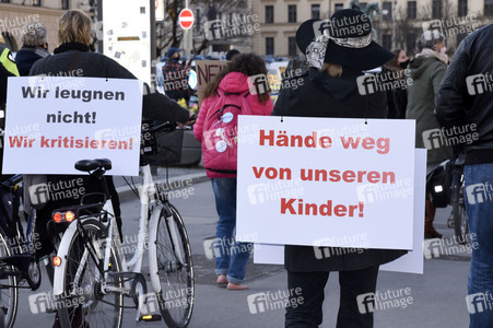Demonstration gegen die bundesweite Verschärfung des Infektionsschutzgesetzes in München