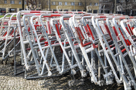 Symbolfoto Absperrgitter