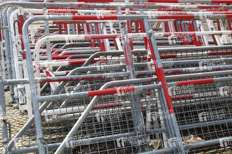 Symbolfoto Absperrgitter