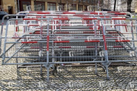 Symbolfoto Absperrgitter