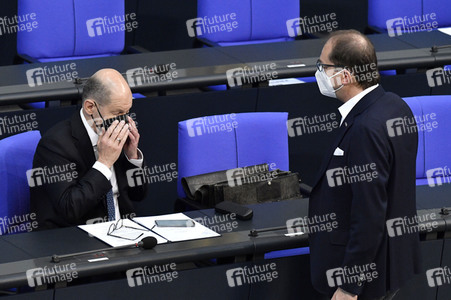 225. Sitzung des Deutschen Bundestages in Berlin