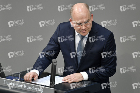 225. Sitzung des Deutschen Bundestages in Berlin