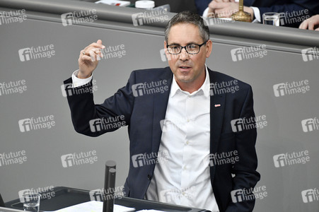 225. Sitzung des Deutschen Bundestages in Berlin