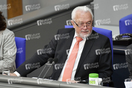 225. Sitzung des Deutschen Bundestages in Berlin