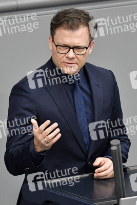 225. Sitzung des Deutschen Bundestages in Berlin