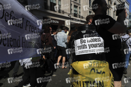 Corona-Demo in London